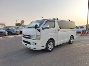 2009 TOYOTA HIACE VAN 3.0 2WD AT White