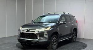 2023 MITSUBISHI PAJERO SUV 2.5 4WD AT Black