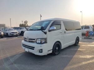 2009 TOYOTA HIACE VAN 2.7 2WD AT White