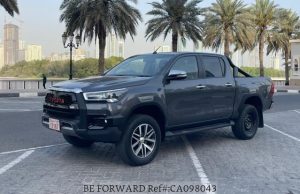 2016 TOYOTA HILUX PICK UP 2.8 4WD AT Grey