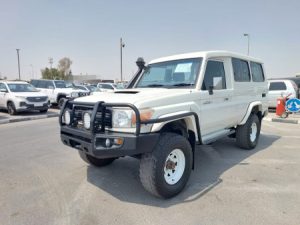 2012 TOYOTA LAND CRUISER PICK UP 4.5 4WD MT White