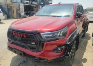 2018 TOYOTA HILUX PICK UP 2.8 4WD AT Red
