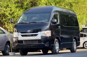 2018 TOYOTA HIACE COMMUTER VAN 2.0 2WD AT Black