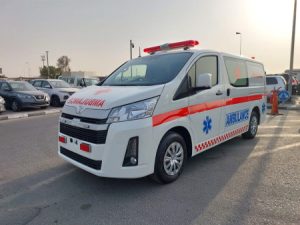 2023 TOYOTA HIACE AMBULANCE COMMUTER 2.8 2WD AT White