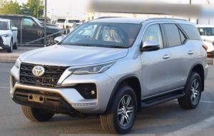 2018 TOYOTA FORTUNER SUV 2.8 4WD AT Silver