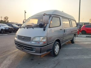 1996 TOYOTA HIACE COMMUTER 3.0 2WD AT Silver