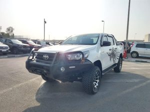 2023 TOYOTA HILUX PICK UP 2.4 4WD AT White