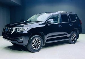 2019 TOYOTA LAND CRUISER PRADO PICK UP 2.8 4WD AT Black