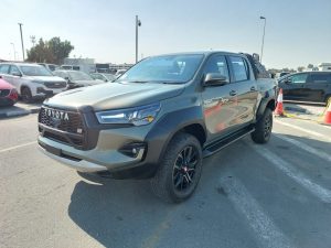 2024 TOYOTA HILUX PICK UP 2.8 4WD AT Grey