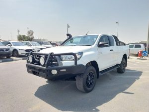 2021 TOYOTA HILUX PICK UP 2.8 4WD AT White