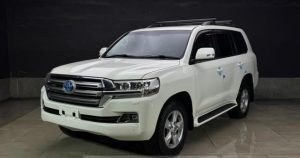 2016 TOYOTA LAND CRUISER SUV 4.5 4WD AT White