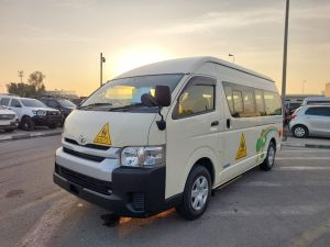 2014 TOYOTA HIACE COMMUTER 2.4 2WD AT White