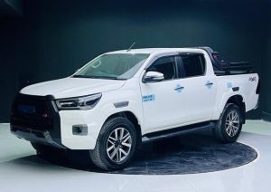 2019 TOYOTA HILUX PICK UP 2.8 4WD AT White