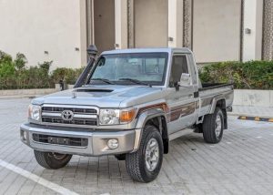 2018 TOYOTA LAND CRUISER PICK UP 4.5 4WD MT Silver