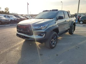 2022 TOYOTA HILUX PICK UP 2.8 4WD AT Silver