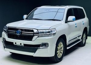 2019 TOYOTA LAND CRUISER SUV 4.5 4WD AT White