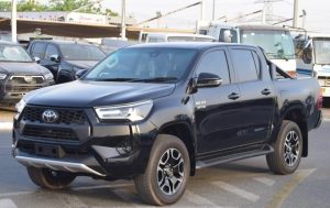 2024 TOYOTA HILUX SR5 PICK UP 2.8 4WD AT Black