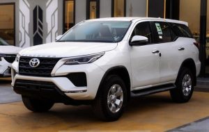 2025 TOYOTA FORTUNER SUV 2.7 2WD AT White