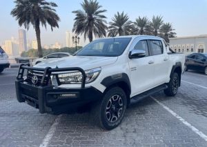 2017 TOYOTA HILUX PICK UP 2.8 4WD AT White