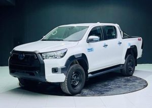 2022 TOYOTA HILUX PICKUP TRUCK 2.8 4WD AT White