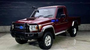 2020 TOYOTA LAND CRUISER SUV 4.5 4WD MT Red