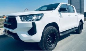 2025 TOYOTA HILUX PICK UP 2.8 2WD AT White