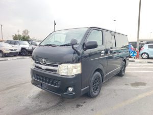 2010 TOYOTA HIACE VAN 2.0 2WD AT Black
