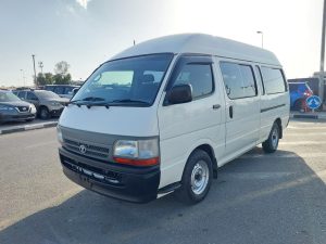 2003 TOYOTA HIACE COMMUTER VAN 3.0 2WD MT White