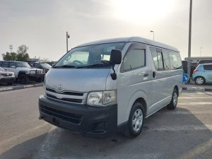 2011 TOYOTA HIACE COMMUTER VAN 2.7 2WD AT Silver