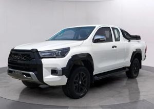 2024 TOYOTA HILUX PICK UP 2.4 4WD AT White