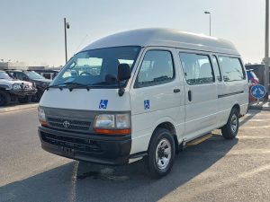 2000 TOYOTA HIACE VAN 3.0 4WD AT White