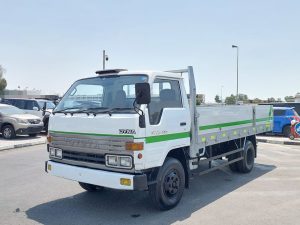 1989 TOYOTA DYNA TRUCK 3.4 2WD MT White