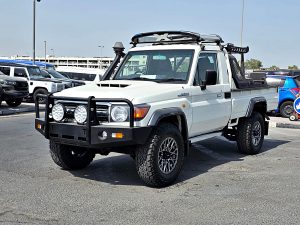 2017 TOYOTA LAND CRUISER PICK UP 4.5 4WD MT White