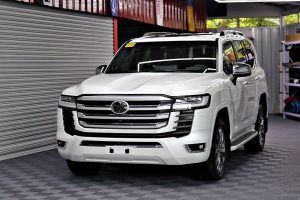 2027 TOYOTA LAND CRUISER SUV 3.3 4WD AT White