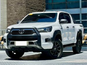 2025 TOYOTA HILUX DOUBLE CAB 2.4 2WD AT White