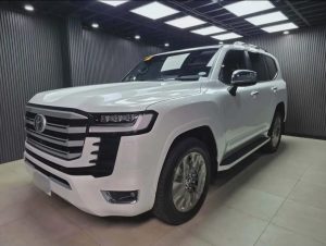 2027 TOYOTA LAND CRUISER SUV 3.3 4WD AT White