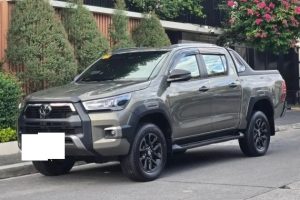 2025 TOYOTA HILUX DOUBLE CAB 2.4 2WD AT Green