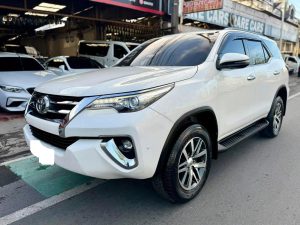 2020 TOYOTA FORTUNER SUV 2.4 2WD AT White