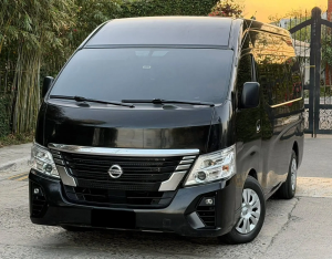 2017 NISSAN URVAN VAN 2.5 2WD MT Black