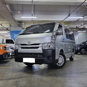 2022 TOYOTA HIACE VAN 3.0 2WD MT Silver