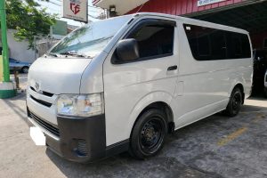 2025 TOYOTA HIACE VAN 3.0 2WD MT White
