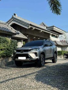 2023 TOYOTA FORTUNER SUV 2.8 4WD AT Silver