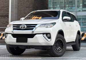 2017 TOYOTA FORTUNER SUV 2.4 2WD AT White
