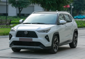 2027 TOYOTA YARIS CROSS SUV 1.5 2WD CVT White