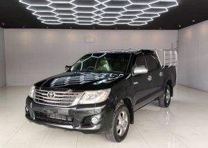 2013 TOYOTA HILUX REVO J DOUBLE CAB 2.7 2WD MT Black