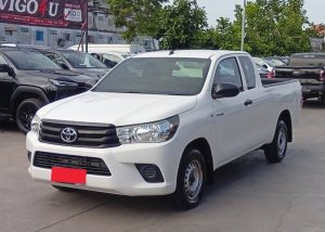 2017 TOYOTA HILUX REVO J SMART CAB 2.4 2WD MT White