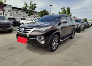 2018 TOYOTA SUV V FORTUNER 2.4 2WD AT Brown