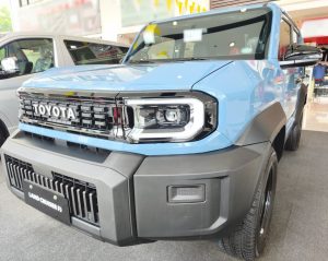 2026 TOYOTA LAND CRUISER FJ SUV 2.7 4WD AT Blue
