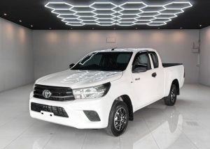 2019 TOYOTA HILUX REVO J SMART CAB 2.4 2WD MT White
