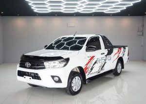 2018 TOYOTA HILUX REVO J SINGLE CAB 2.4 2WD MT White